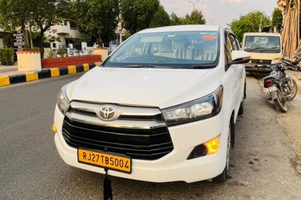 best taxi service in udaipur, Cab service in udaipur, Tempo Traveller in udaipur, Urbania Book in udaipur, udaipur taxi service, Rajasthan taxi