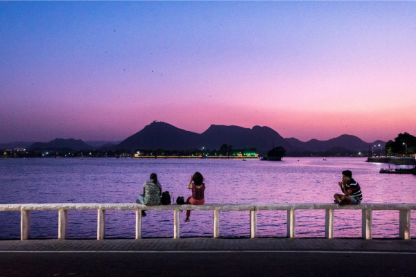 Taxi Service in Udaipur, Cab service in udaipur, Taxi in udaipur, Best taxi service in udaipur, Fateh Sagar Lake udaipur