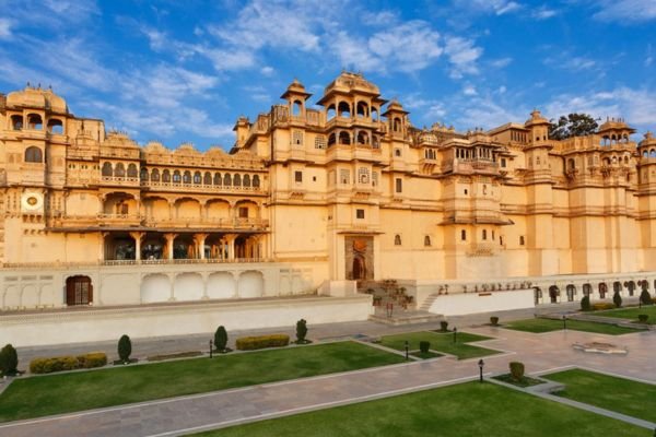 City Palace Udaipur Image